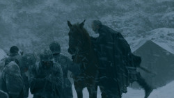 extant_GameOfThrones_5x07-TheGift_1497
