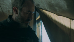 extant_GameOfThrones_5x07-TheGift_1702