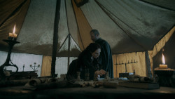 extant_GameOfThrones_5x07-TheGift_1755