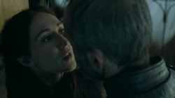 extant_GameOfThrones_5x07-TheGift_1771