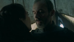 extant_GameOfThrones_5x07-TheGift_1775