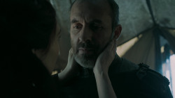 extant_GameOfThrones_5x07-TheGift_1857
