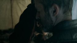 extant_GameOfThrones_5x07-TheGift_1872