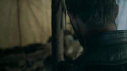 extant_GameOfThrones_5x07-TheGift_1875