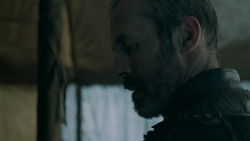 extant_GameOfThrones_5x07-TheGift_1893