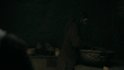 extant_GameOfThrones_5x07-TheGift_1921
