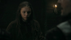 extant_GameOfThrones_5x07-TheGift_1941