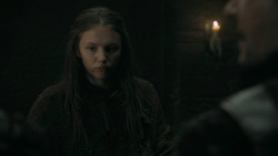 extant_GameOfThrones_5x07-TheGift_1943