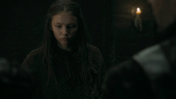 extant_GameOfThrones_5x07-TheGift_1947