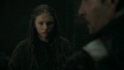 extant_GameOfThrones_5x07-TheGift_1964