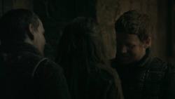 extant_GameOfThrones_5x07-TheGift_1978