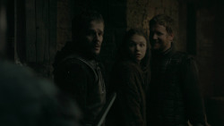 extant_GameOfThrones_5x07-TheGift_1990