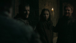 extant_GameOfThrones_5x07-TheGift_2001