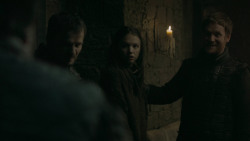 extant_GameOfThrones_5x07-TheGift_2004