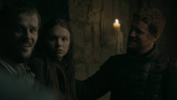extant_GameOfThrones_5x07-TheGift_2011