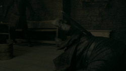 extant_GameOfThrones_5x07-TheGift_2035
