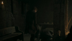 extant_GameOfThrones_5x07-TheGift_2050