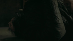 extant_GameOfThrones_5x07-TheGift_2073