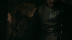 extant_GameOfThrones_5x07-TheGift_2076