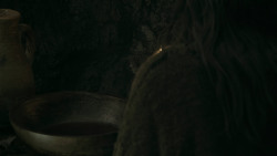 extant_GameOfThrones_5x07-TheGift_2216