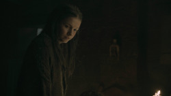 extant_GameOfThrones_5x07-TheGift_2348