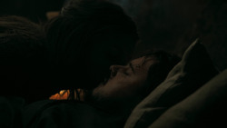 extant_GameOfThrones_5x07-TheGift_2368
