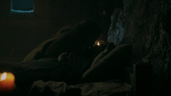 extant_GameOfThrones_5x07-TheGift_2388