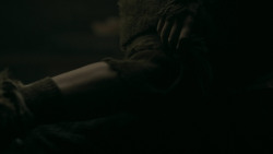 extant_GameOfThrones_5x07-TheGift_2430