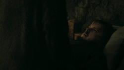 extant_GameOfThrones_5x07-TheGift_2490