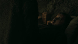 extant_GameOfThrones_5x07-TheGift_2492