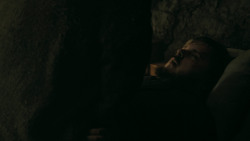 extant_GameOfThrones_5x07-TheGift_2496