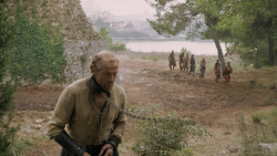 extant_GameOfThrones_5x07-TheGift_2541