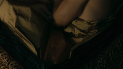 extant_GameOfThrones_5x07-TheGift_2820