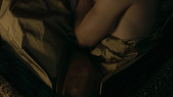extant_GameOfThrones_5x07-TheGift_2821