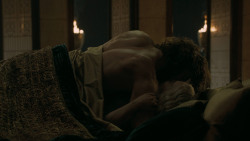 extant_GameOfThrones_5x07-TheGift_2900