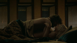 extant_GameOfThrones_5x07-TheGift_2944