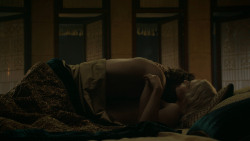 extant_GameOfThrones_5x07-TheGift_2946
