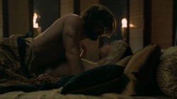 extant_GameOfThrones_5x07-TheGift_2959