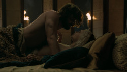 extant_GameOfThrones_5x07-TheGift_2960