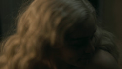 extant_GameOfThrones_5x07-TheGift_3032