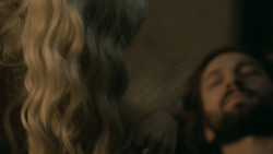 extant_GameOfThrones_5x07-TheGift_3034