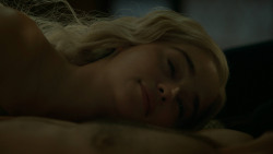 extant_GameOfThrones_5x07-TheGift_3041