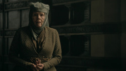 extant_GameOfThrones_5x07-TheGift_3360