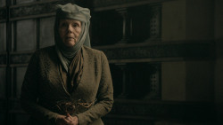 extant_GameOfThrones_5x07-TheGift_3391