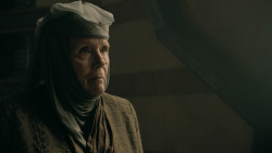 extant_GameOfThrones_5x07-TheGift_3426
