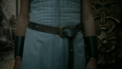 extant_GameOfThrones_5x07-TheGift_3478