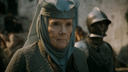 extant_GameOfThrones_5x07-TheGift_3496