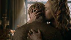 extant_GameOfThrones_5x07-TheGift_3844