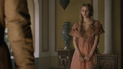 extant_GameOfThrones_5x07-TheGift_3889