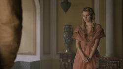 extant_GameOfThrones_5x07-TheGift_3897